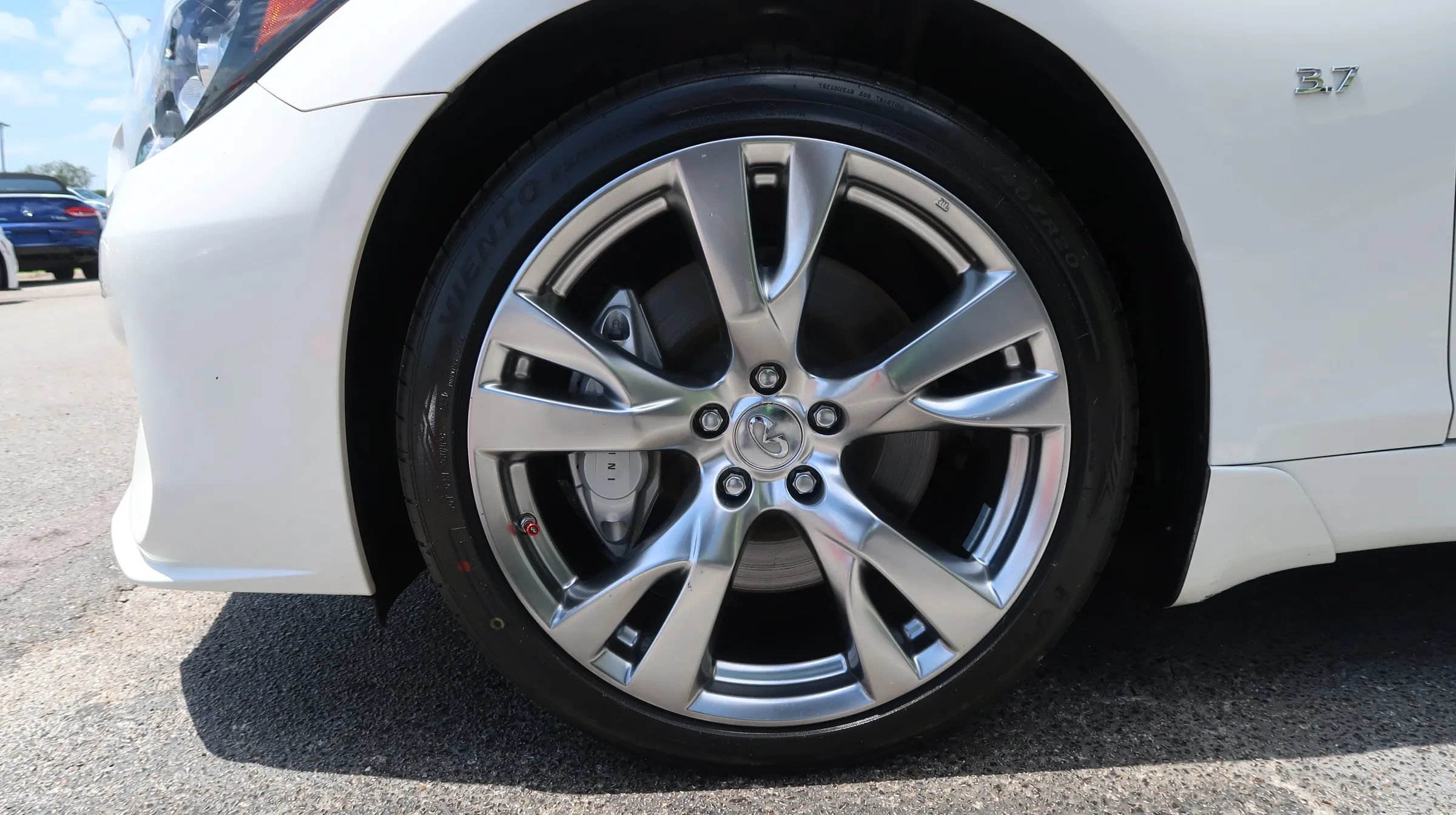 Used 2019 INFINITI Q70 Luxe w/ Sport Package RWD image 56