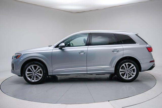Used 2025 Audi Q7 3.0T Premium Plus AWD/4WD image 2