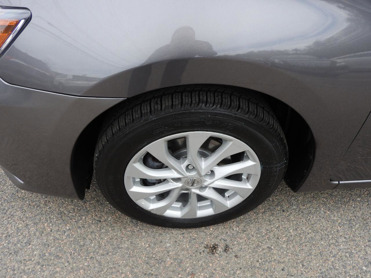 Used 2019 Nissan Sentra SV image 17