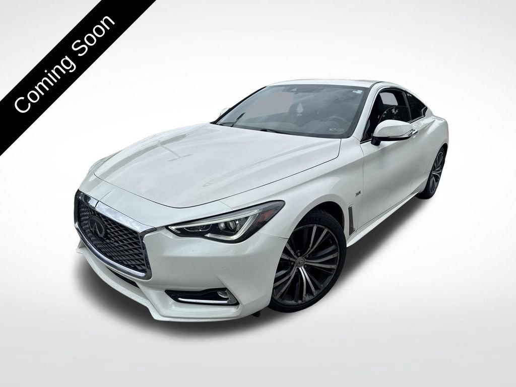 Used 2019 INFINITI Q60 3.0t Luxe w/ Essential Package