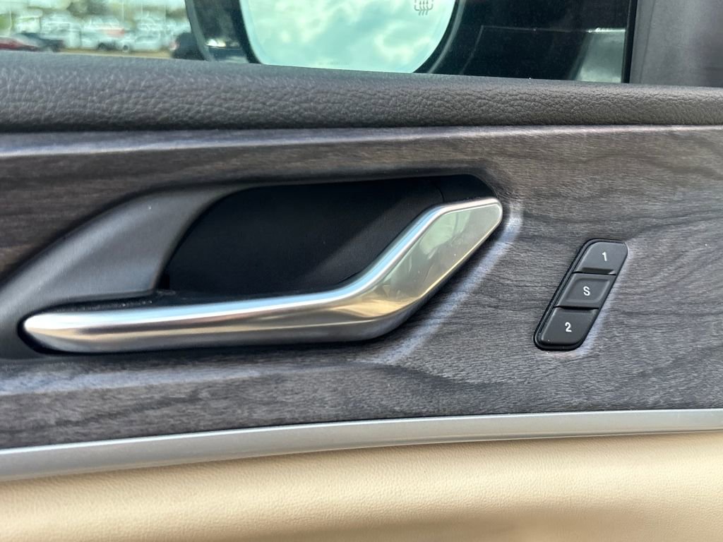 Used 2024 Jeep Grand Cherokee Limited w/ Luxury Tech Group II image 31