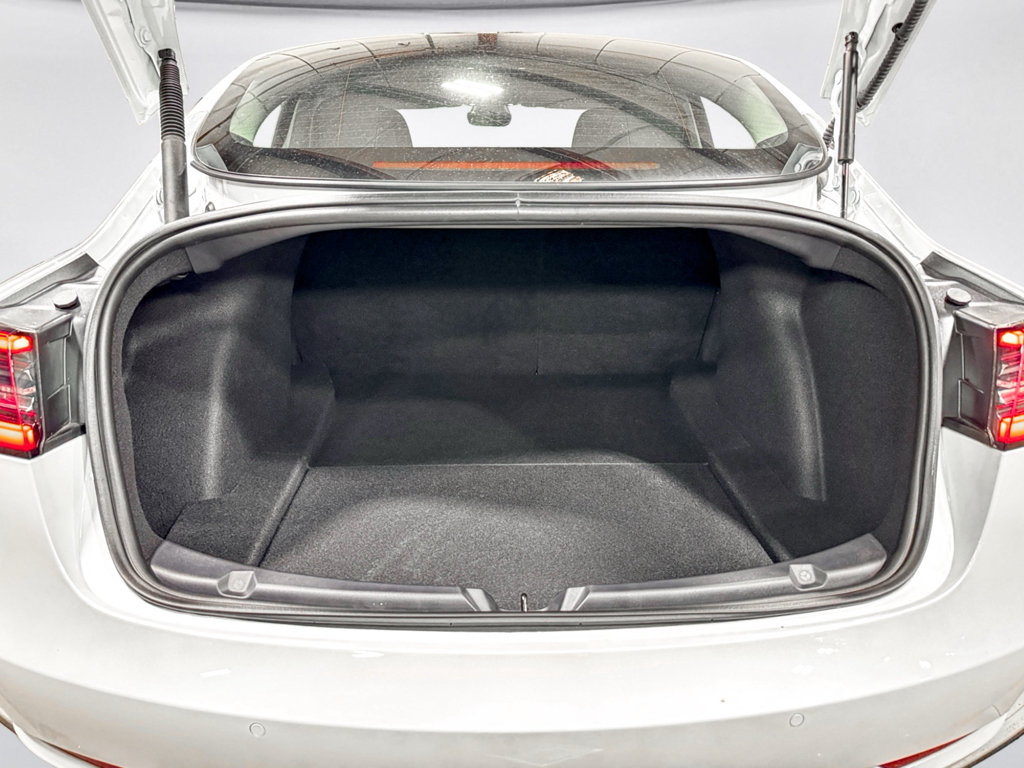 Used 2022 Tesla Model 3 Long Range AWD/4WD image 25