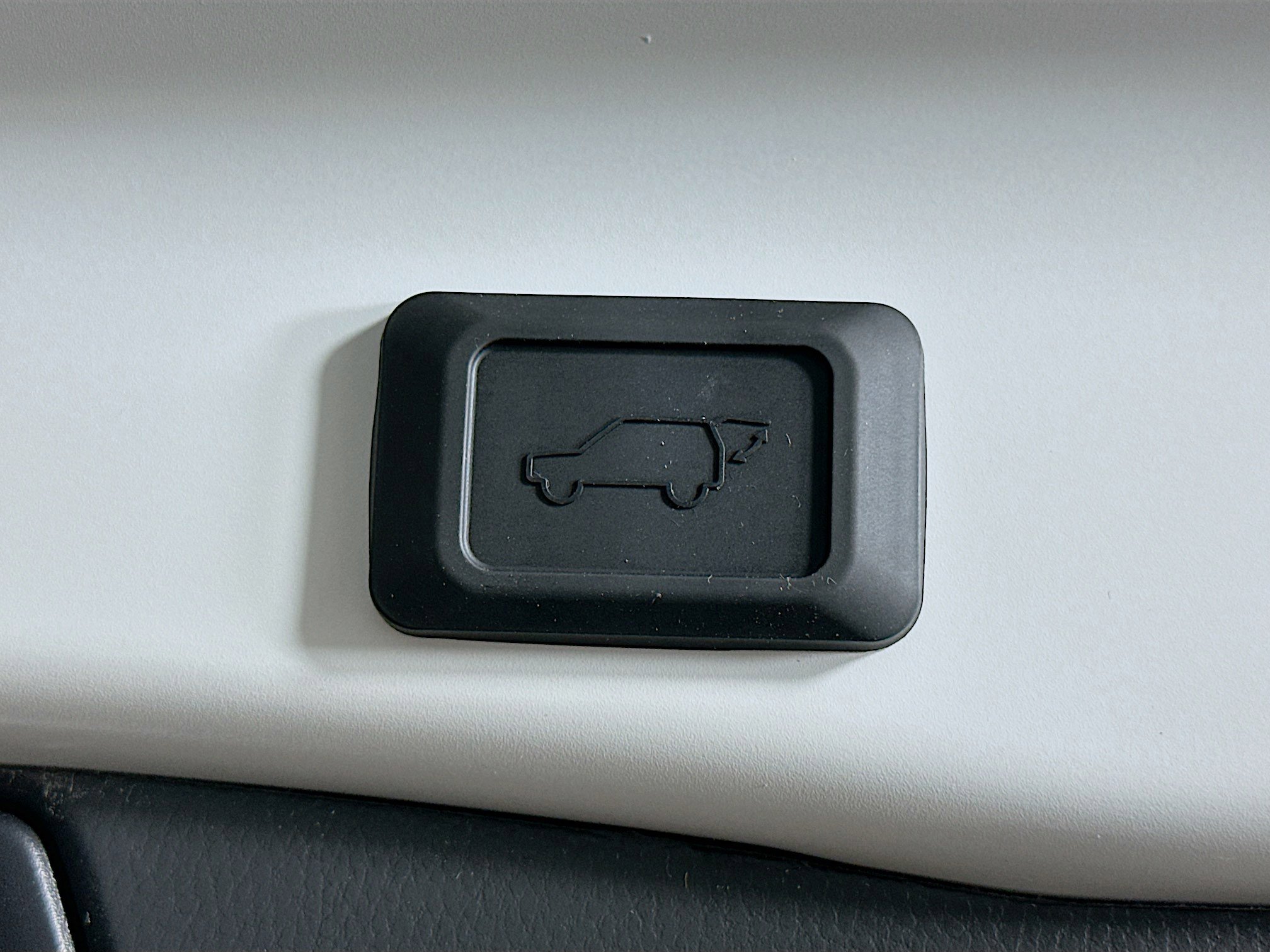 Used 2025 Toyota RAV4 XLE w/ Convenience Package image 31