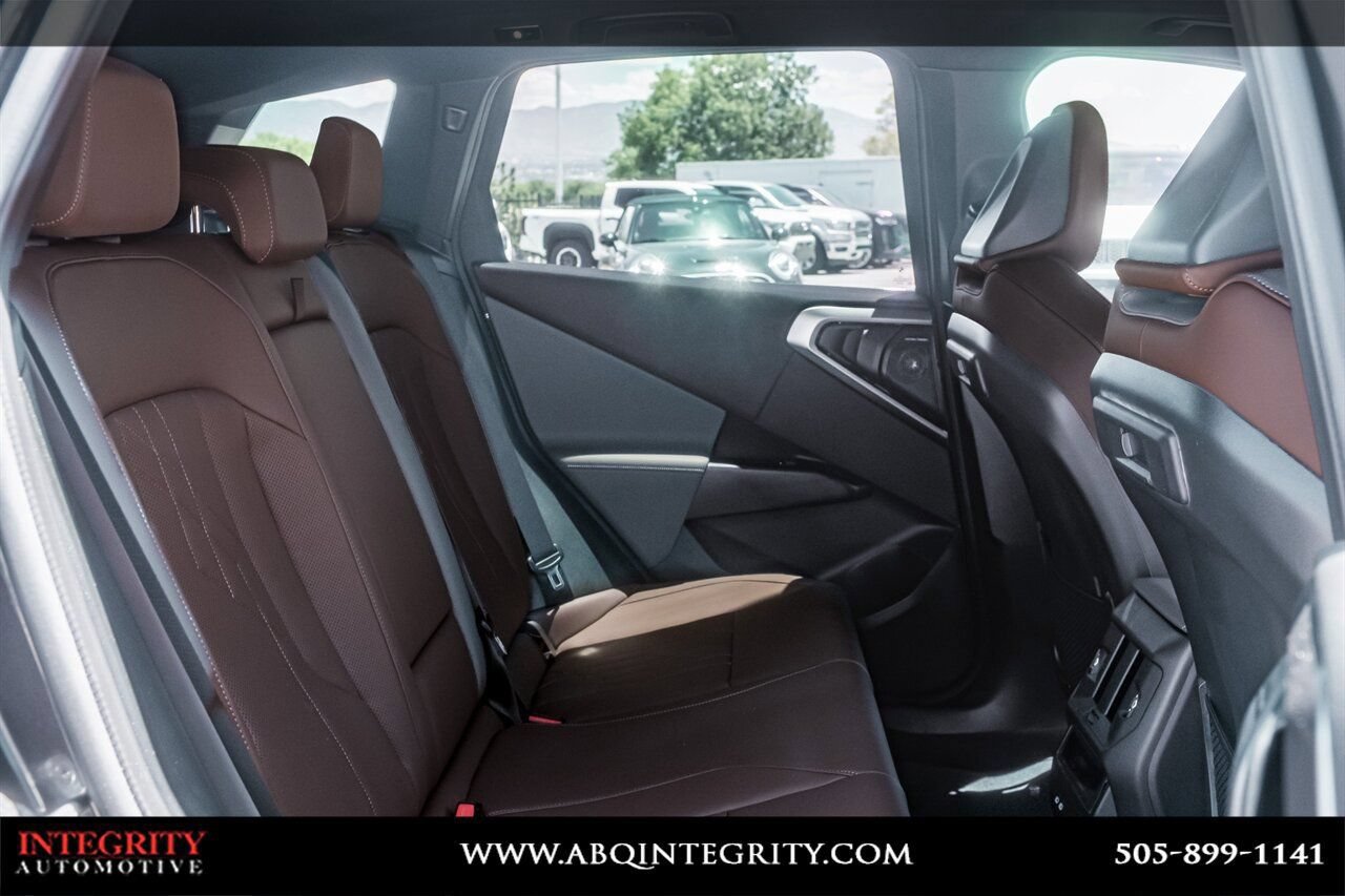 Used 2025 BMW X3 M50 w/ Premium Package AWD/4WD image 46