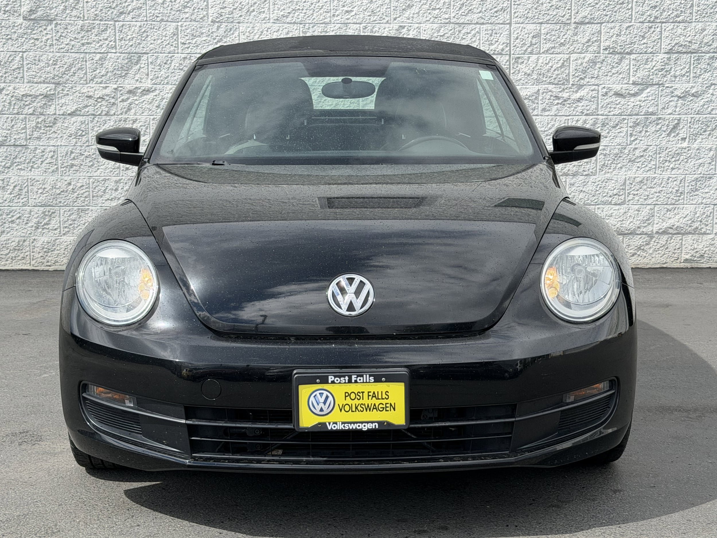 Used 2013 Volkswagen Beetle 2.5 FWD image 2