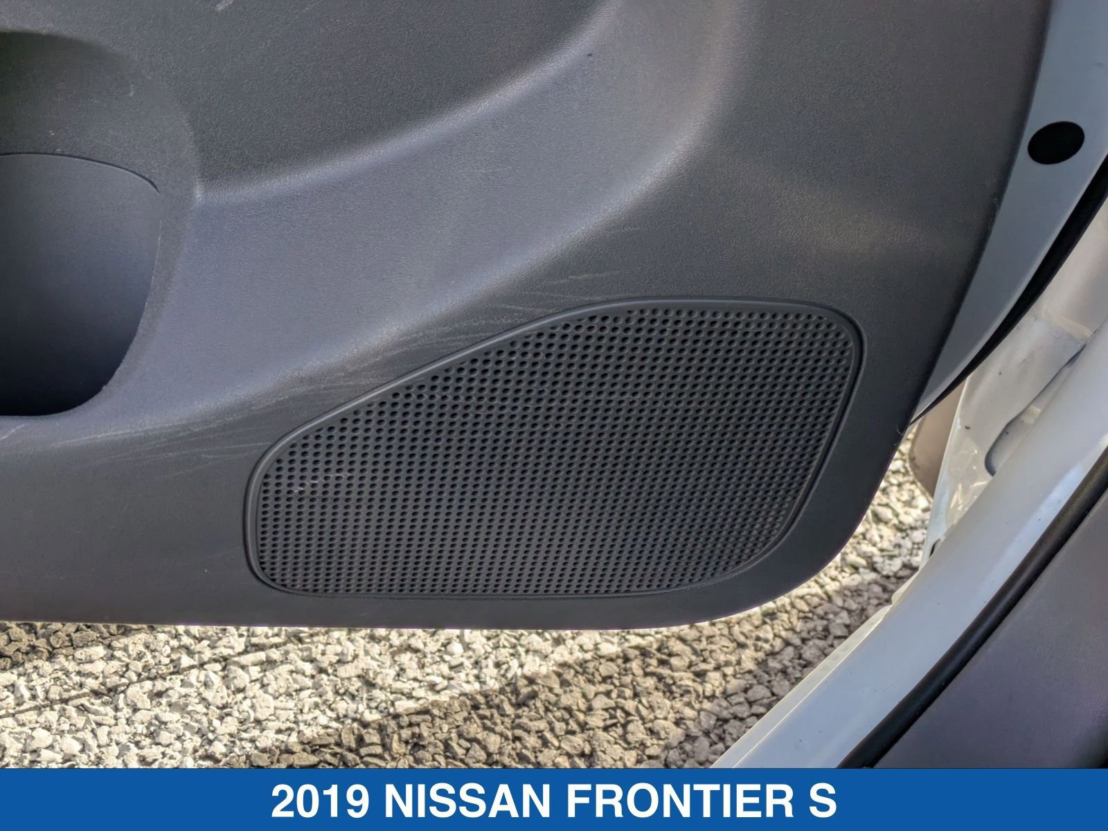 Used 2019 Nissan Frontier S image 16