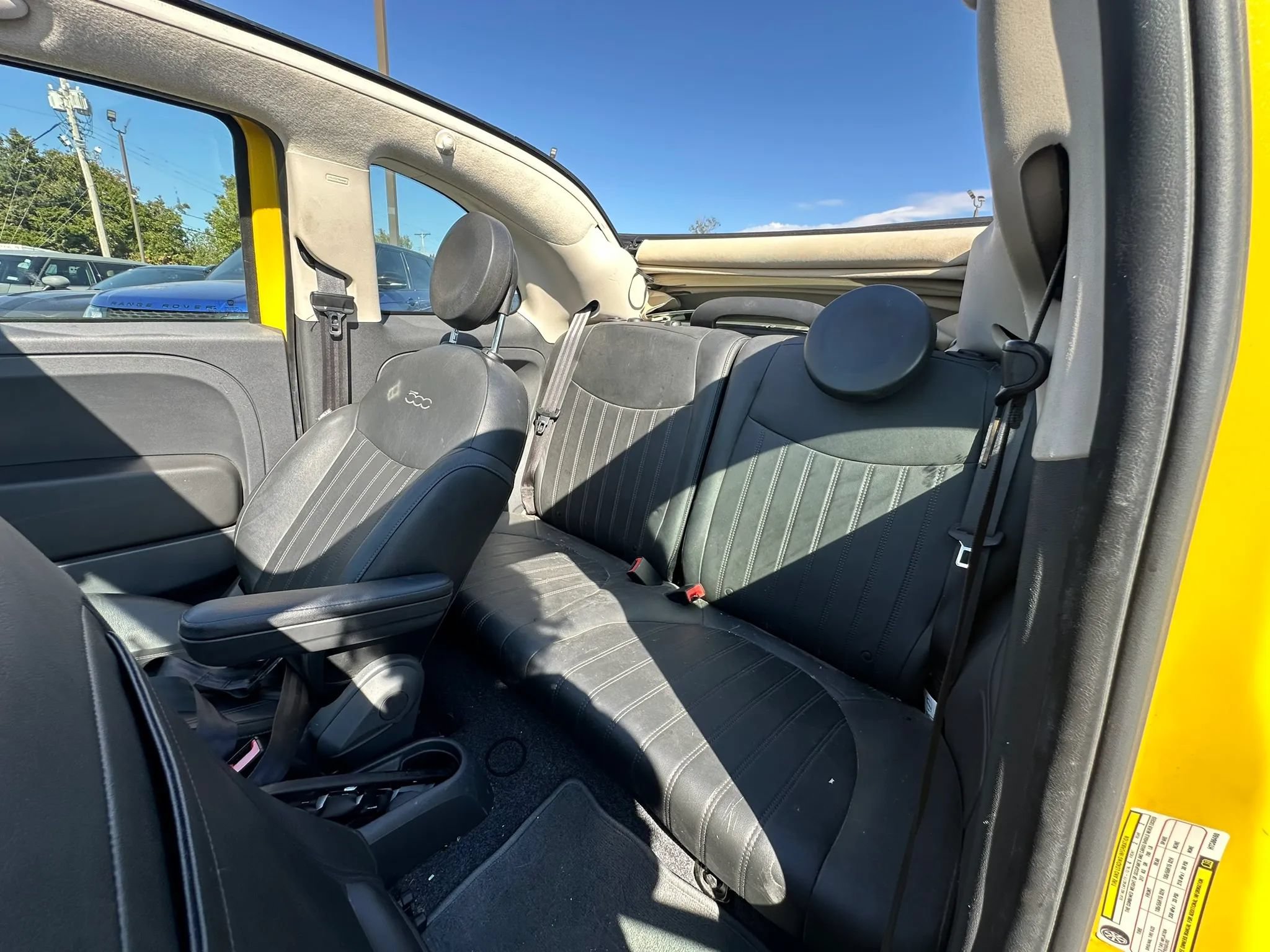 Used 2017 FIAT 500 Lounge FWD image 27