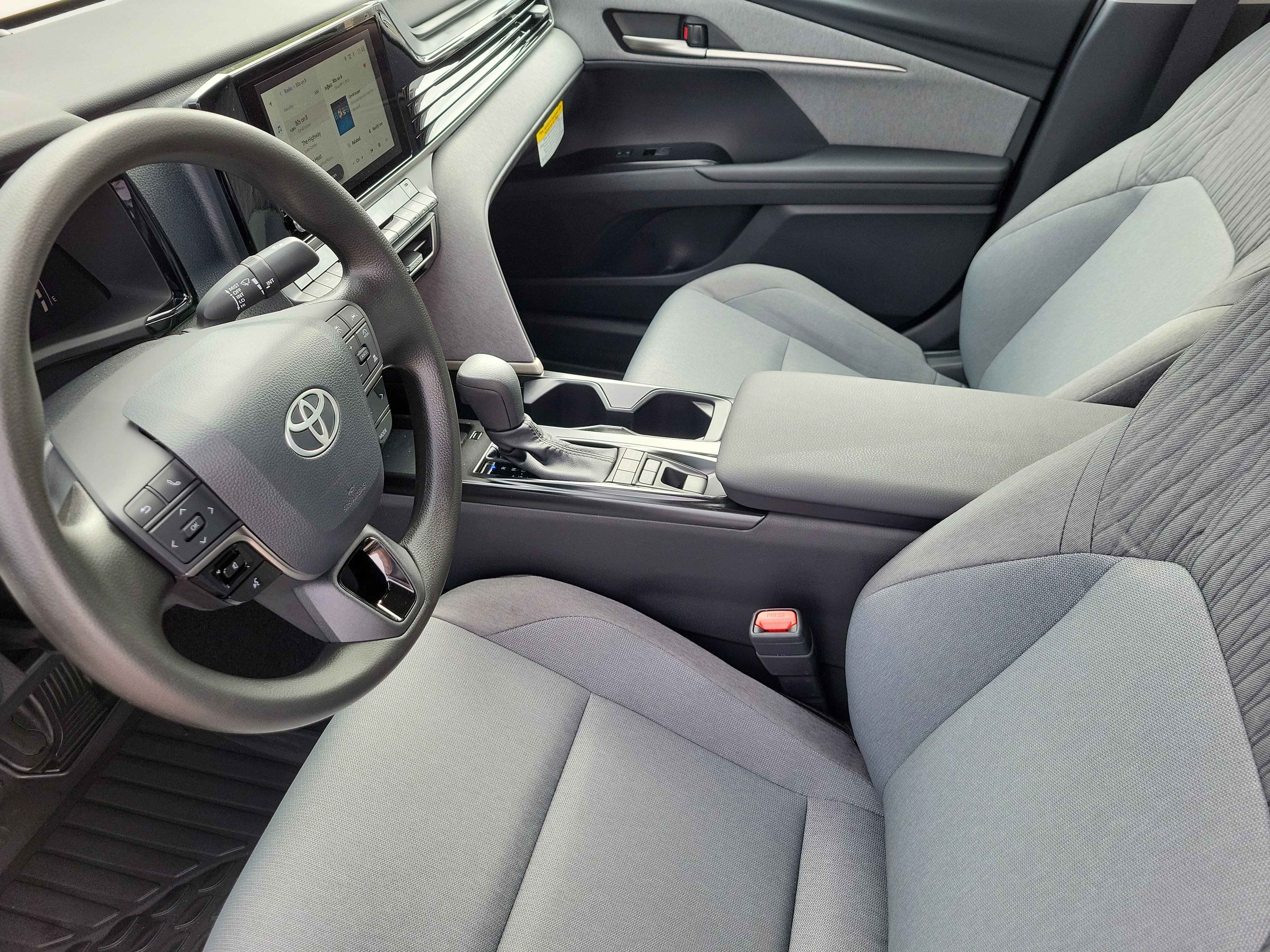 New 2026 Toyota Camry LE image 7