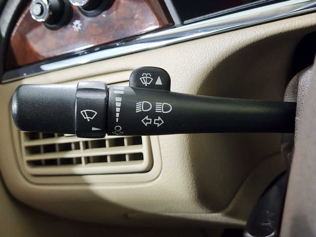 Used 2008 Buick LaCrosse CXL w/ Driver Confidence Package image 14