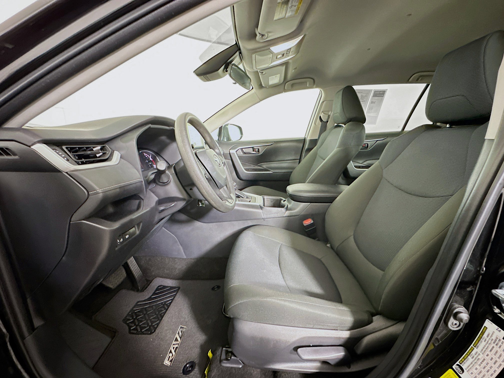 Used 2025 Toyota RAV4 LE image 13