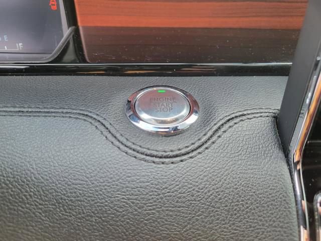 Used 2024 Lincoln Navigator Premiere image 28