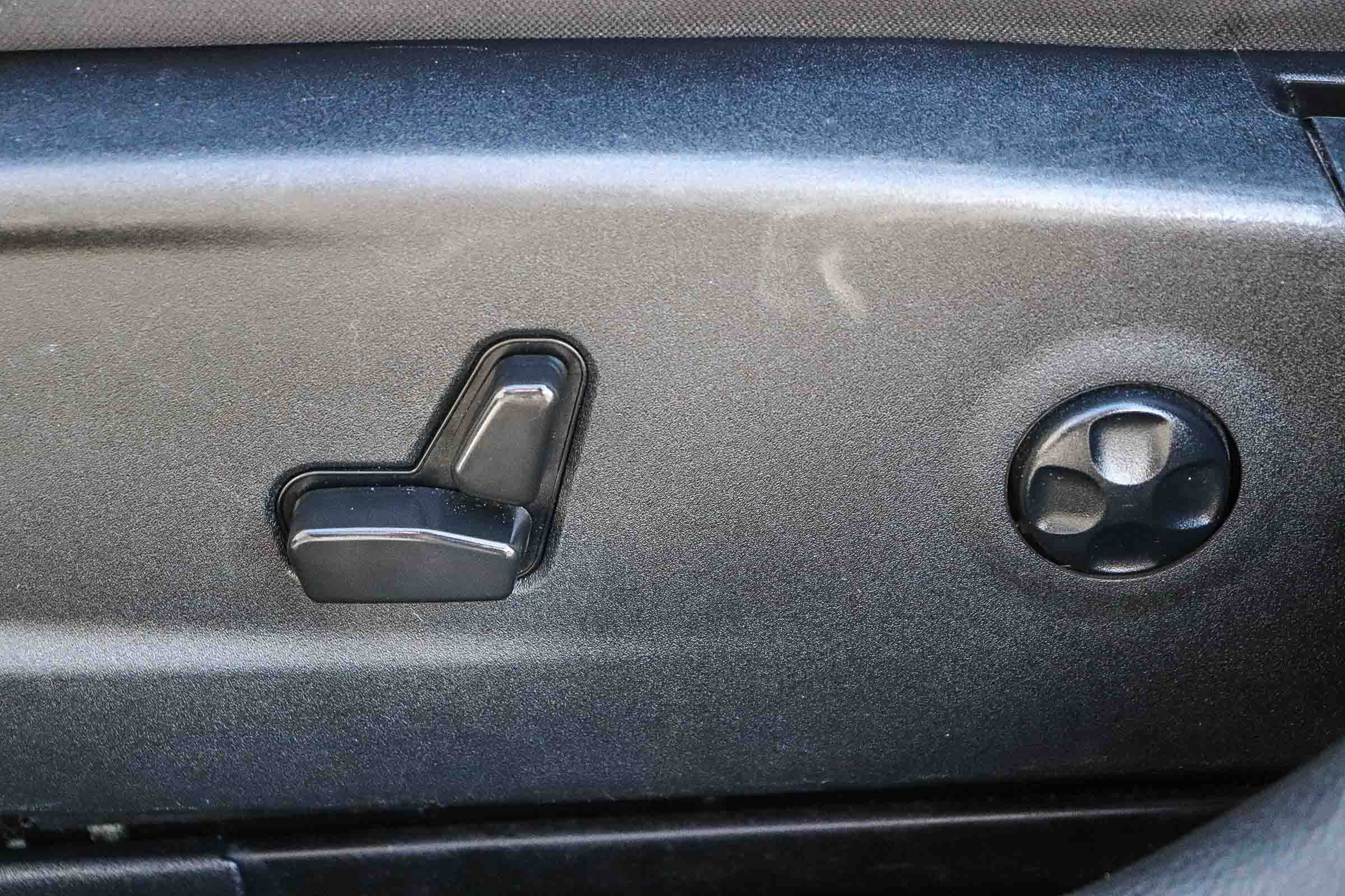 Used 2021 Dodge Charger R/T w/ Blacktop Package image 25