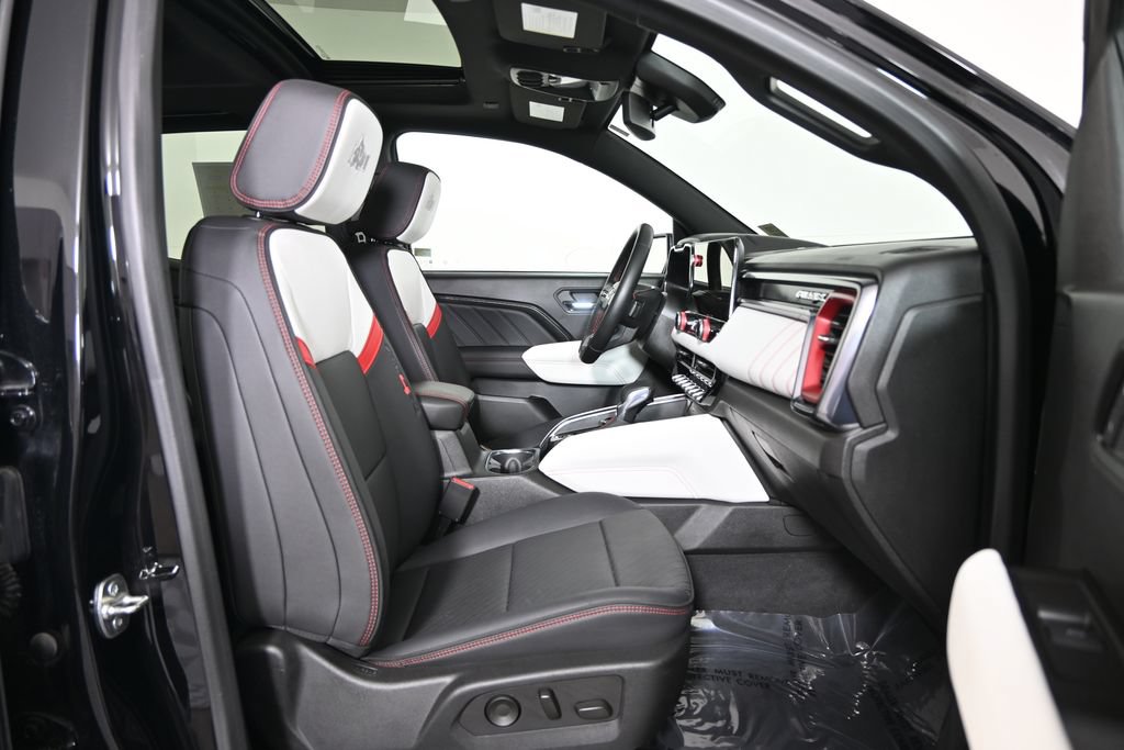 Used 2024 GMC Canyon AT4X w/ AT4X AEV Edition AWD/4WD image 14