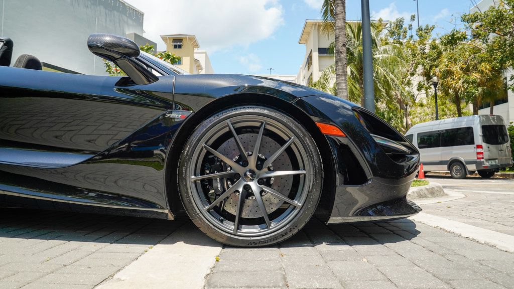 Used 2021 McLaren 720S Spider RWD image 26