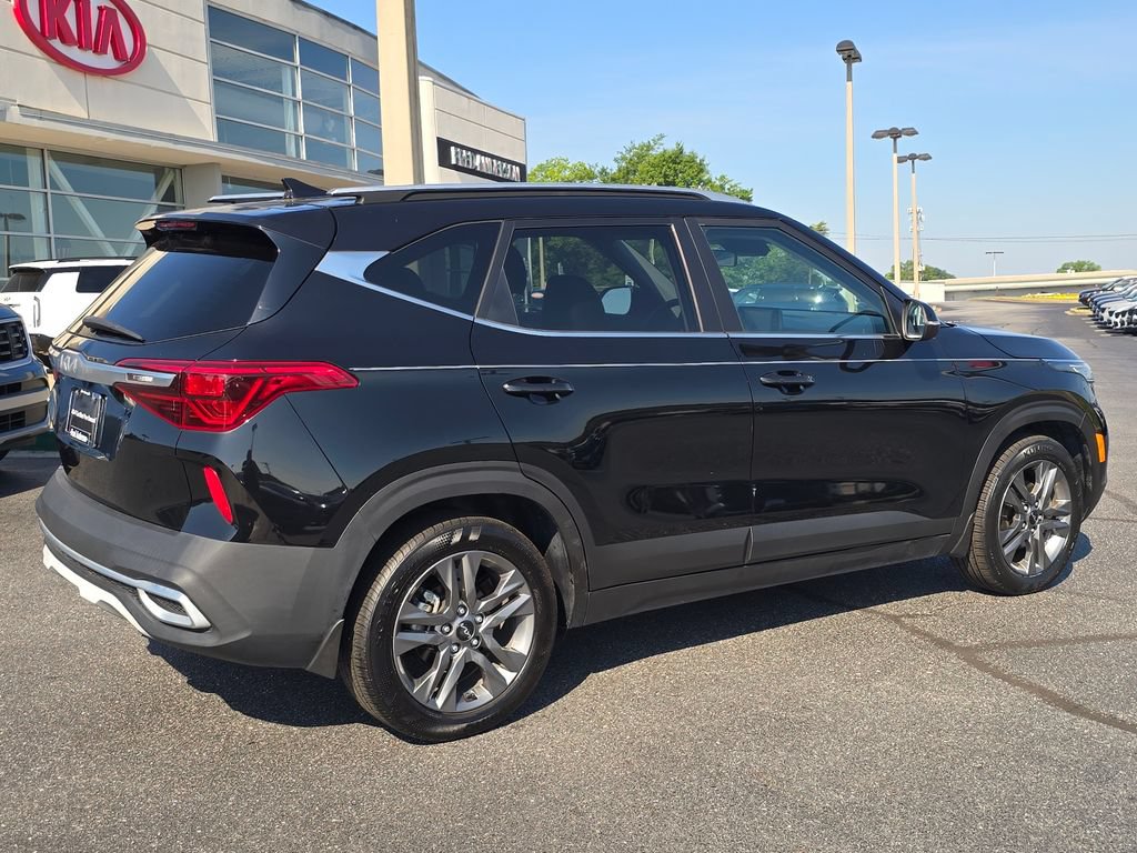 Certified 2023 Kia Seltos S FWD image 3
