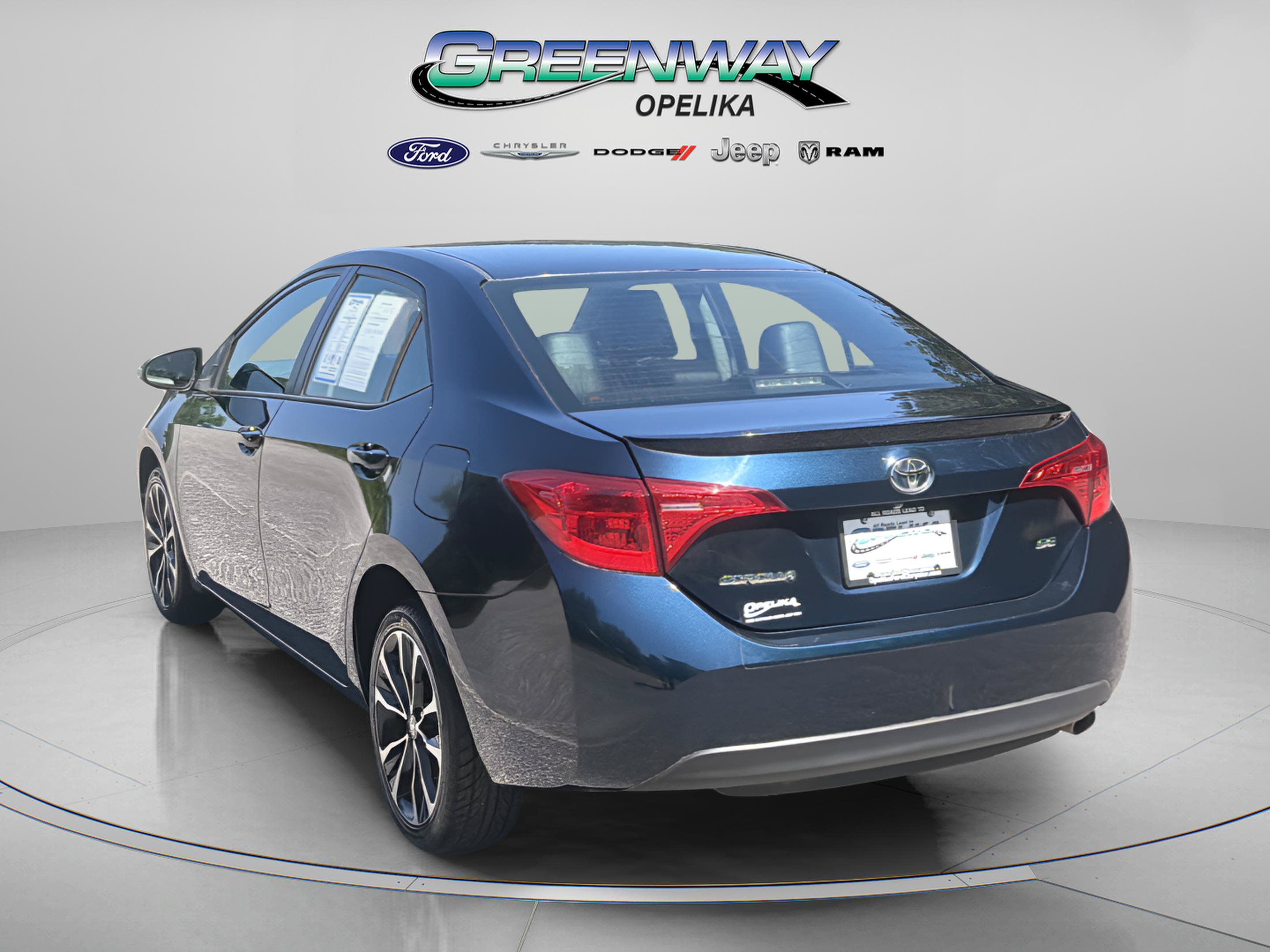 Used 2019 Toyota Corolla SE FWD image 5