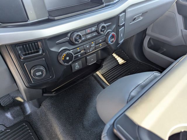 New 2025 Ford F250 XL w/ XL Chrome Package image 19