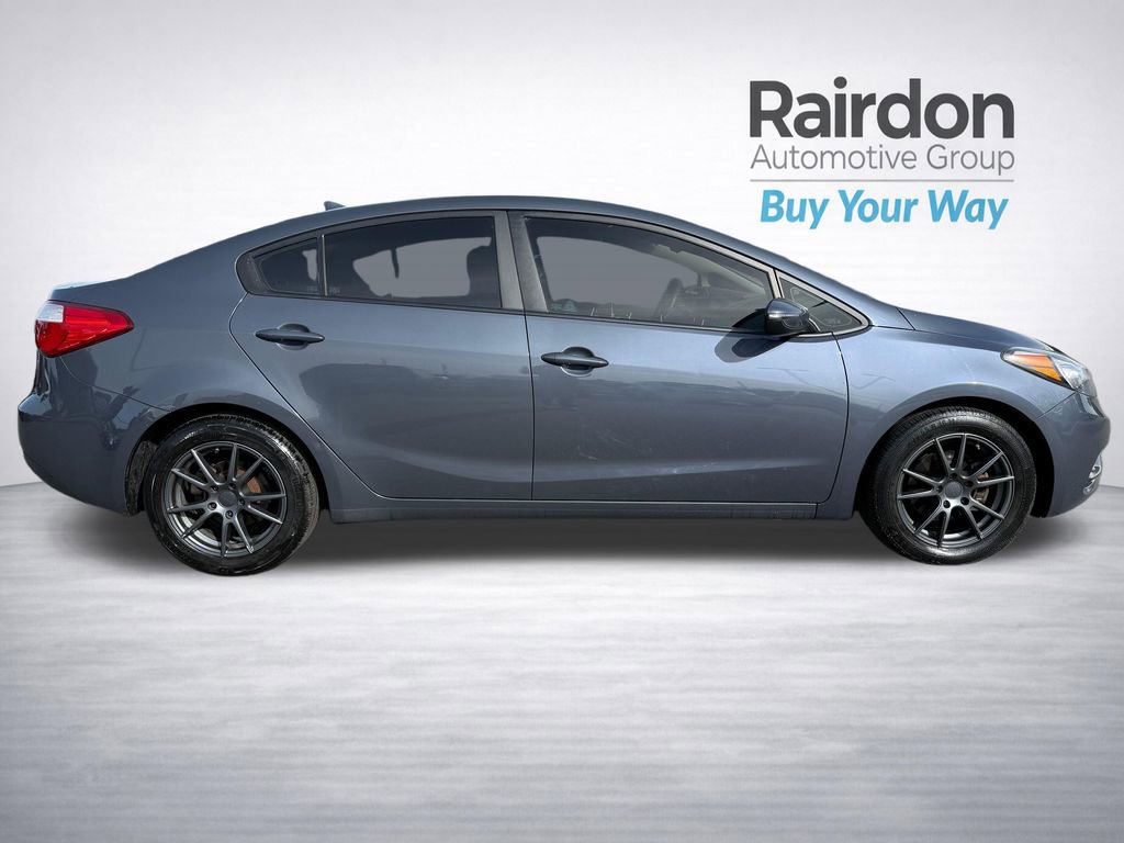 Used 2016 Kia Forte LX w/ LX Popular Package image 9