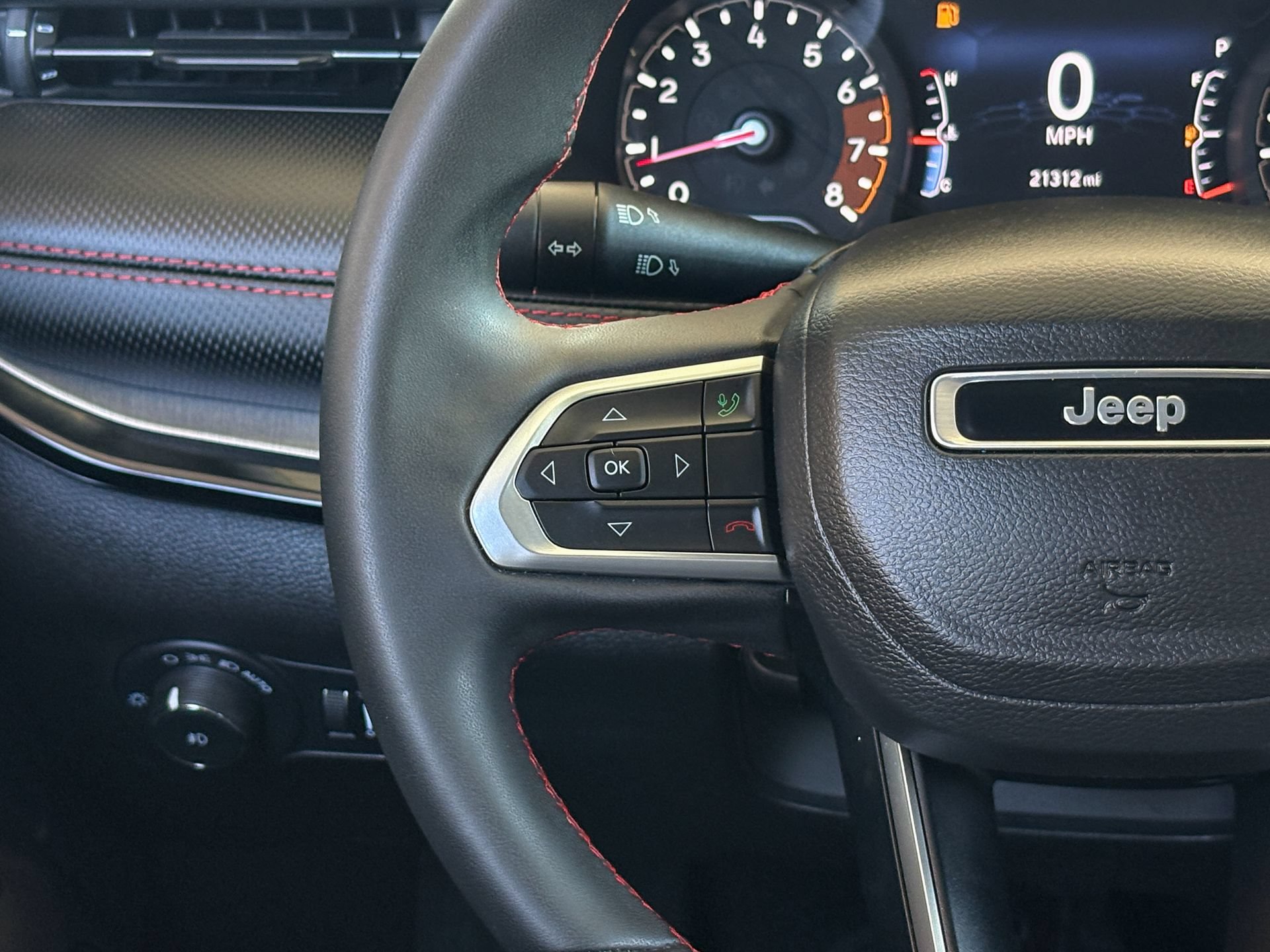 Used 2022 Jeep Compass Trailhawk AWD/4WD image 19
