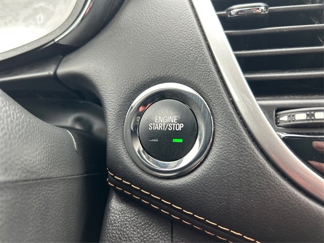 Used 2020 Chevrolet Trax LT w/ Sun & Sound Package image 36