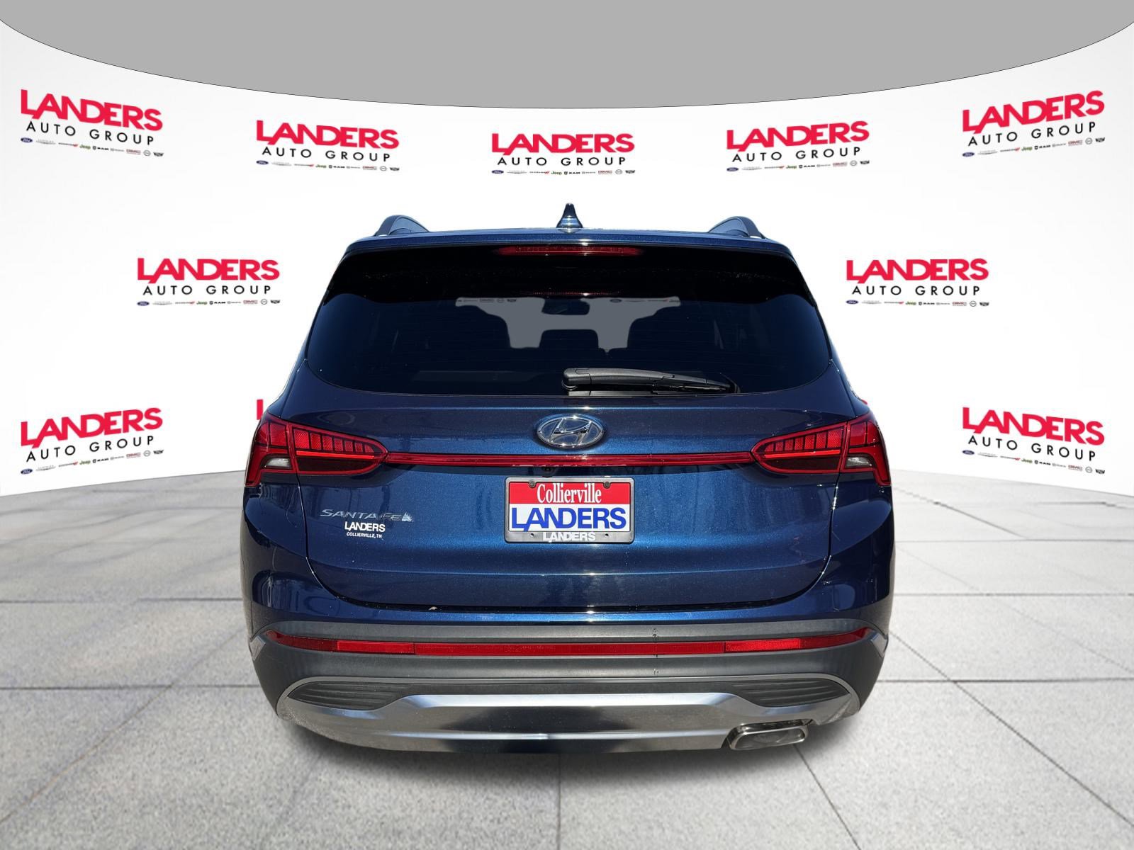 Used 2022 Hyundai Santa Fe SEL w/ Convenience + Premium Package image 4