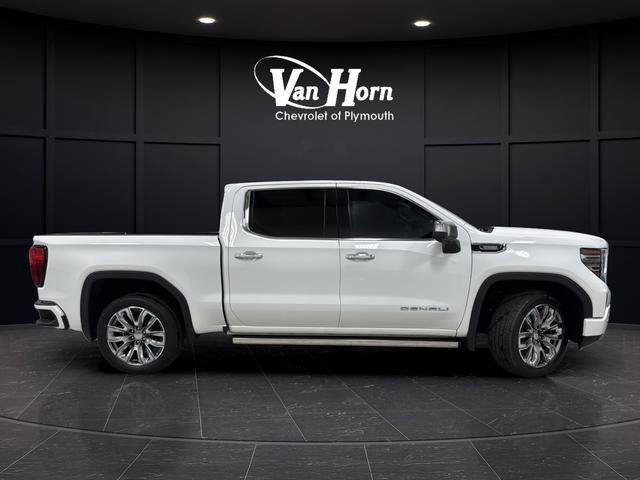 Used 2024 GMC Sierra 1500 Denali w/ Denali Reserve Package AWD/4WD image 8