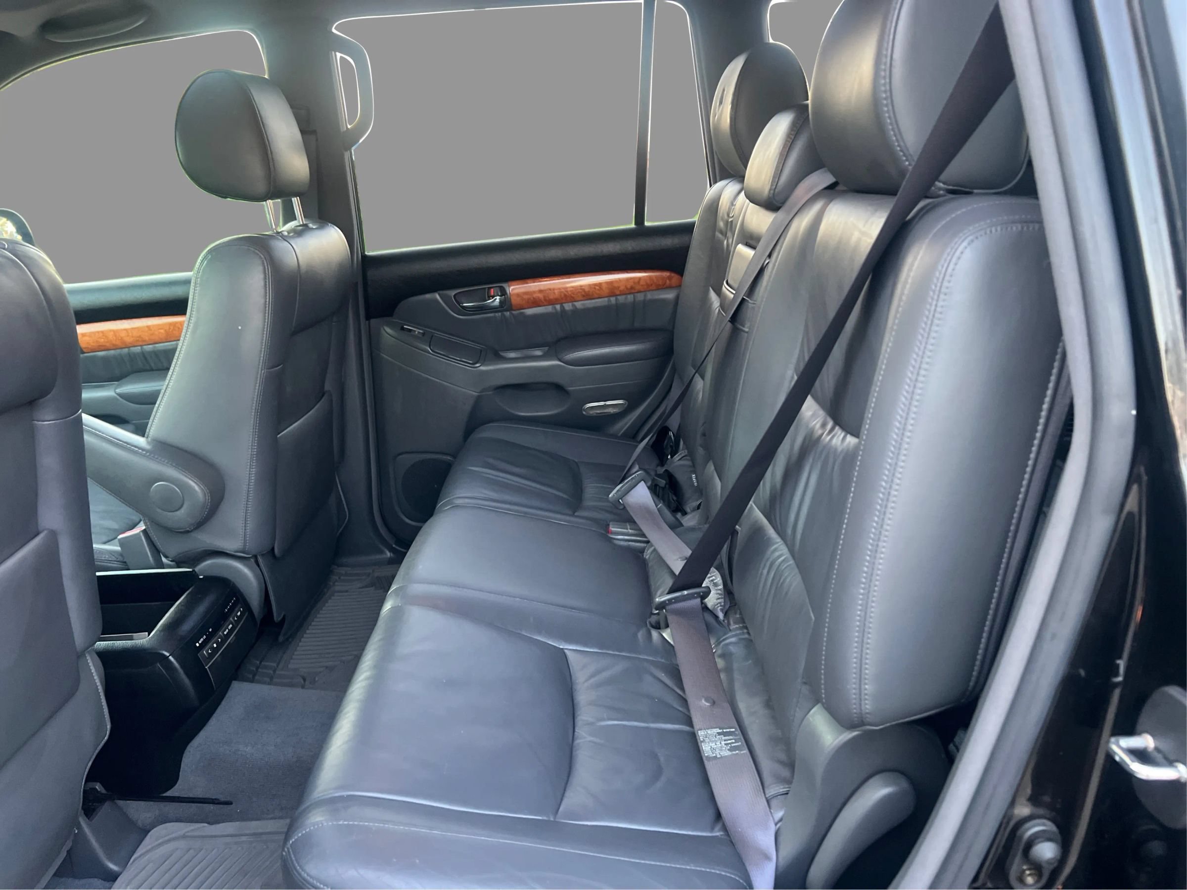 Used 2004 Lexus GX 470 AWD/4WD image 11