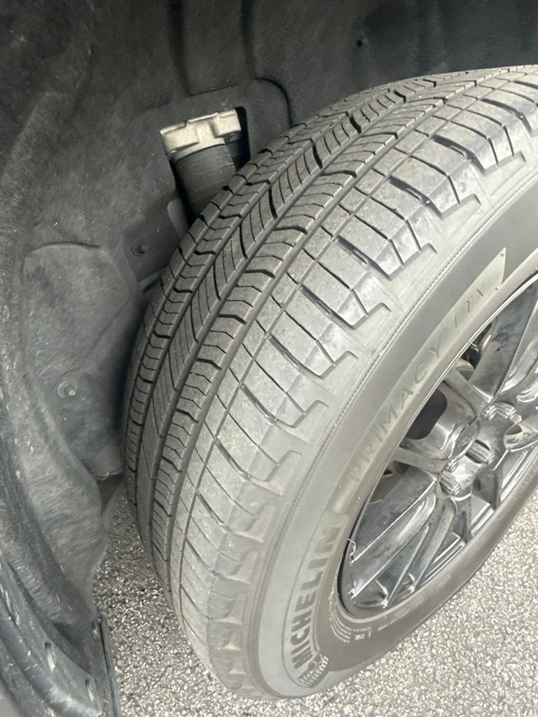 Used 2022 Jeep Grand Cherokee Limited AWD/4WD image 6
