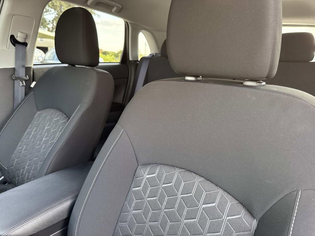 Used 2025 Mitsubishi Outlander Sport ES image 21