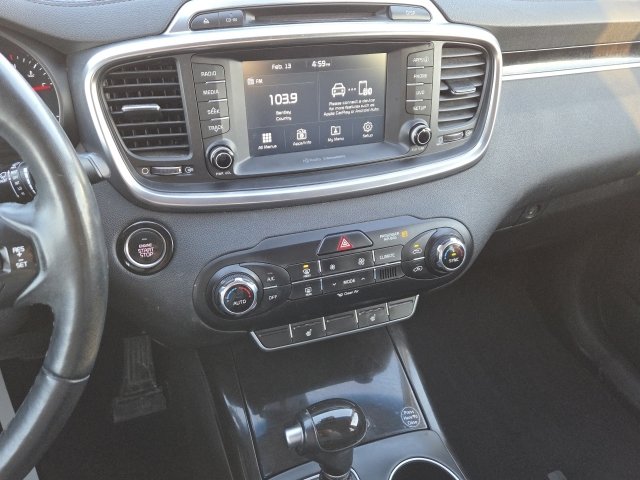 Used 2018 Kia Sorento EX image 18