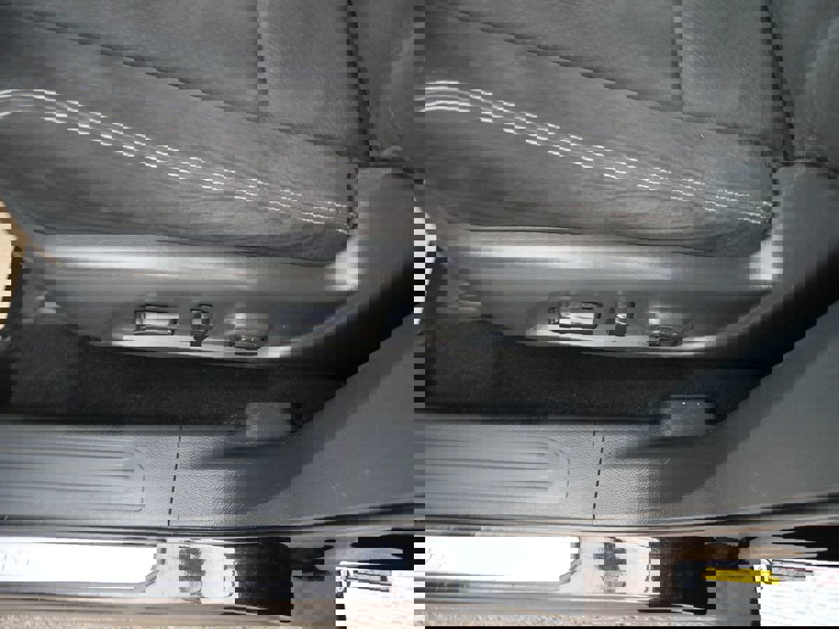 Used 2020 Nissan Murano SV image 16