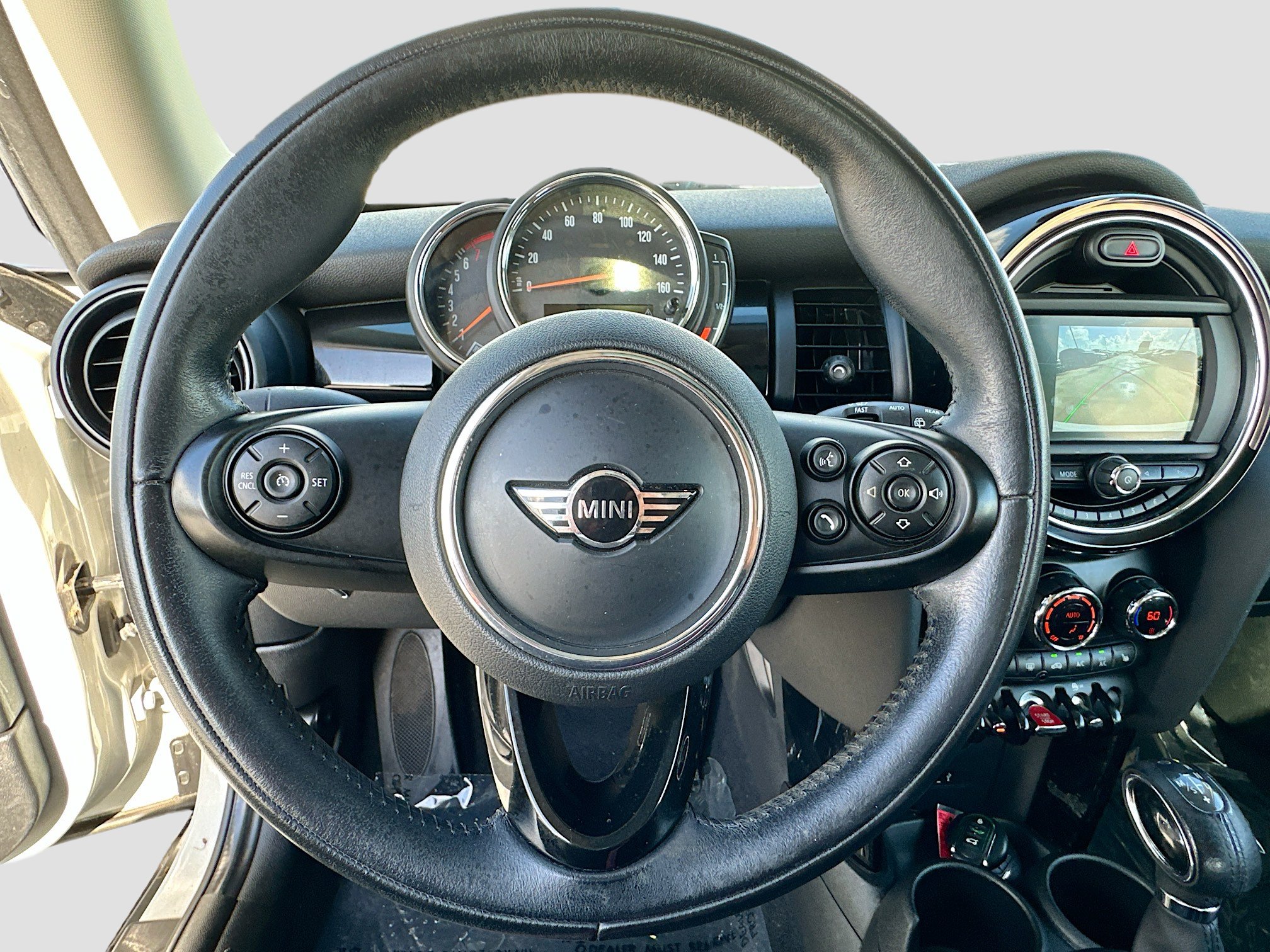 Used 2019 MINI Cooper 2-Door Hardtop FWD image 10