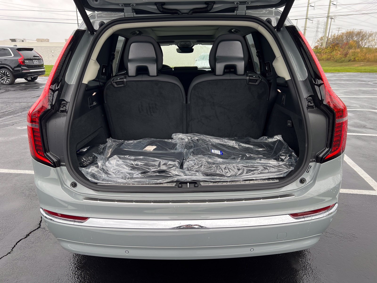 New 2026 Volvo XC90 T8 Plus w/ Protection Package Premier AWD/4WD image 38