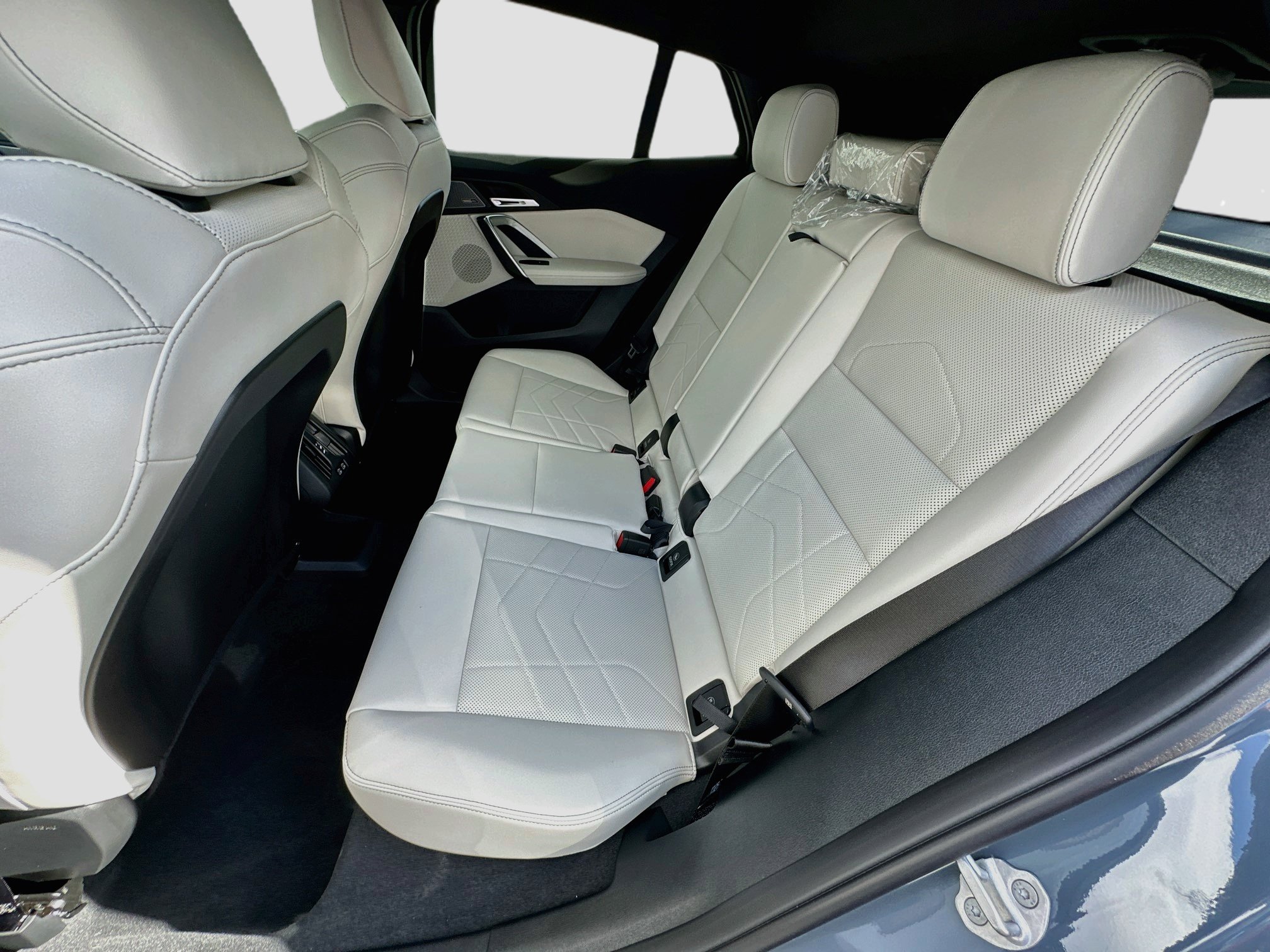 New 2026 BMW X2 xDrive28i w/ Technology Package AWD/4WD image 18