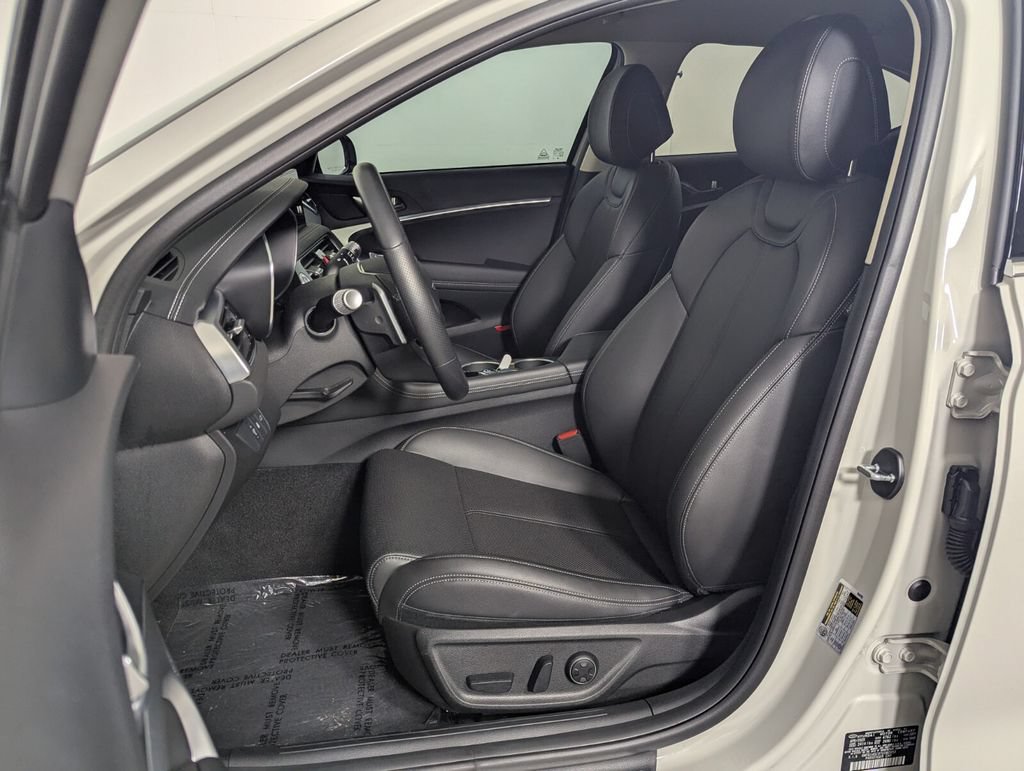 Used 2026 Genesis G70 2.5T RWD image 14