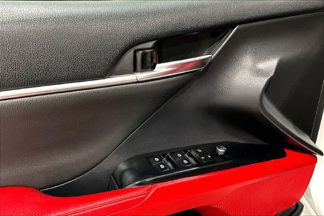 Used 2019 Toyota Camry XSE FWD image 41