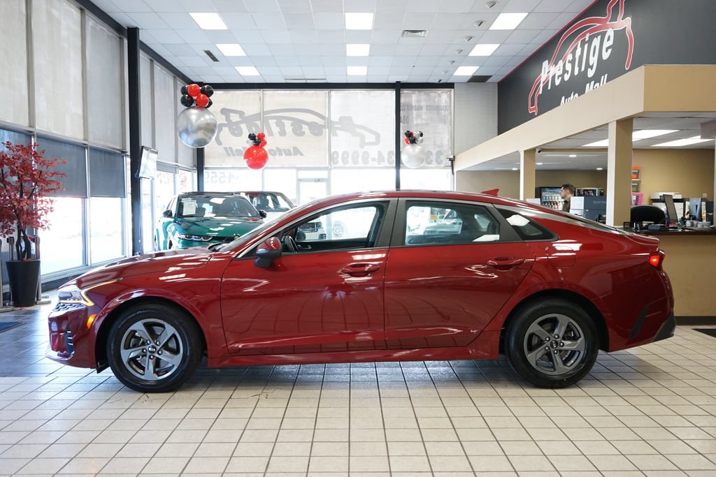 Used 2021 Kia K5 LX FWD image 3