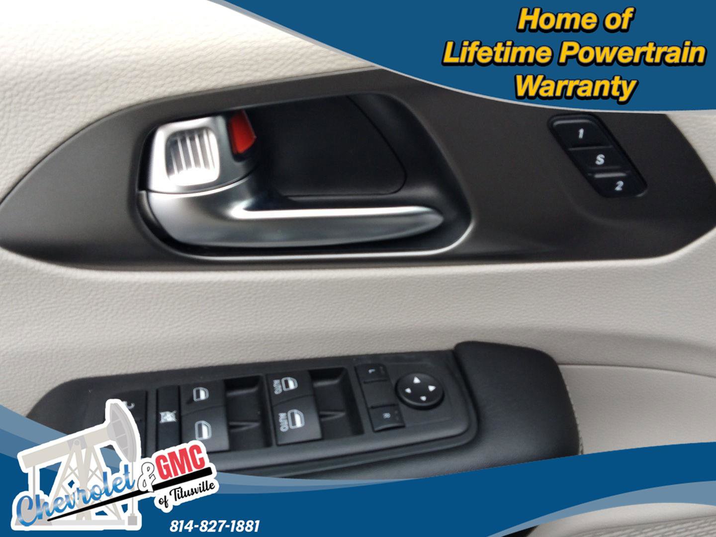 Used 2022 Chrysler Pacifica Touring-L image 16