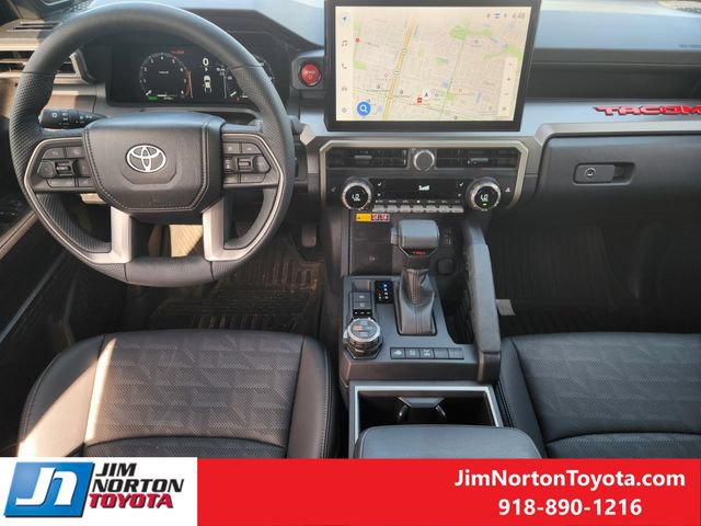 Used 2025 Toyota Tacoma TRD Off-Road w/ TRD Off Road Premium Package AWD/4WD image 27