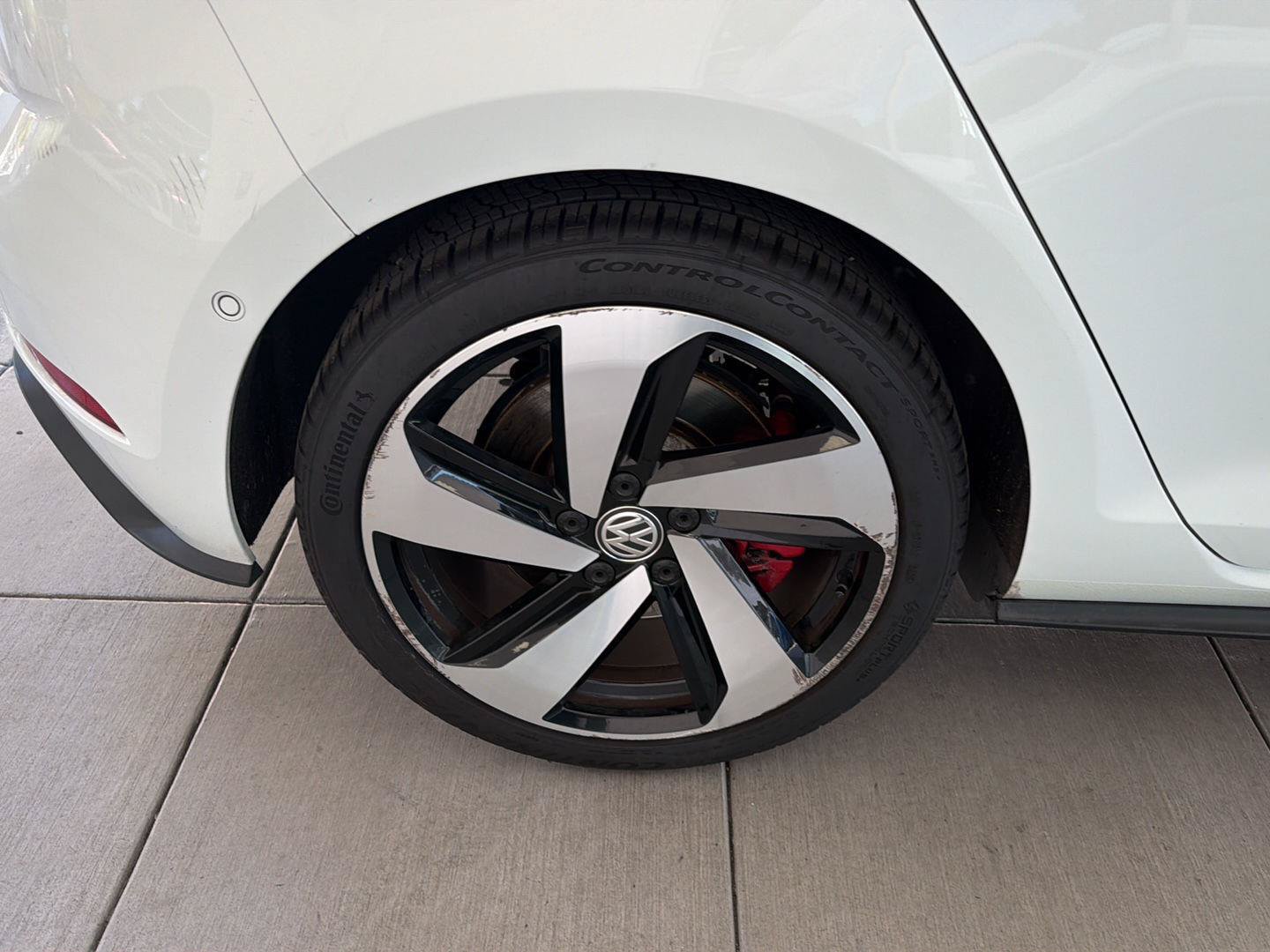 Used 2019 Volkswagen GTI 4-Door FWD image 11