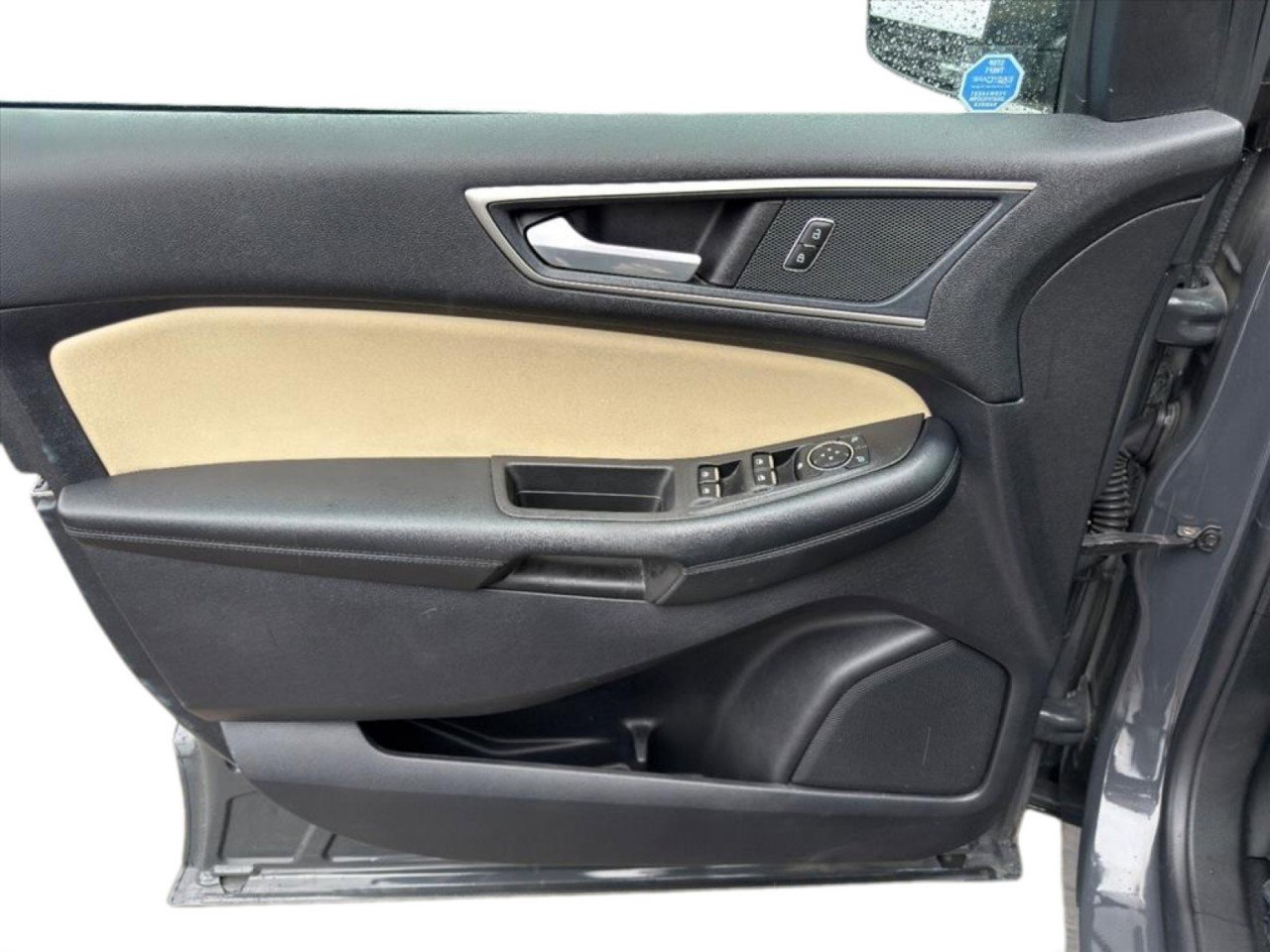 Used 2021 Ford Edge SEL AWD/4WD image 9
