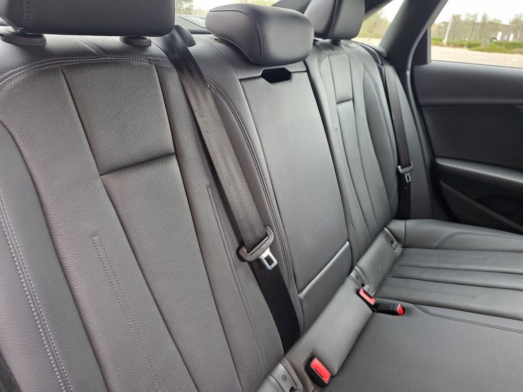 Used 2018 Audi A4 2.0T Ultra Premium Plus w/ Premium Plus Package FWD image 26