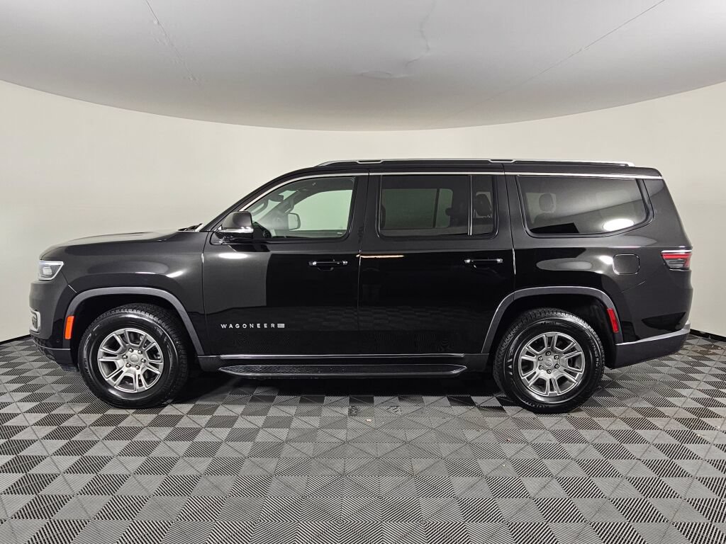 Used 2022 Jeep Wagoneer Series I AWD/4WD image 6