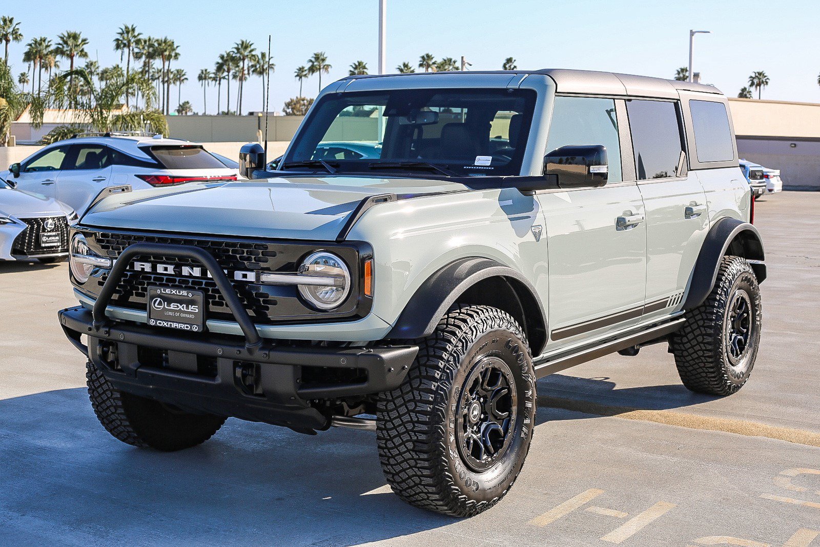 Used 2021 Ford Bronco First Edition AWD/4WD image 3