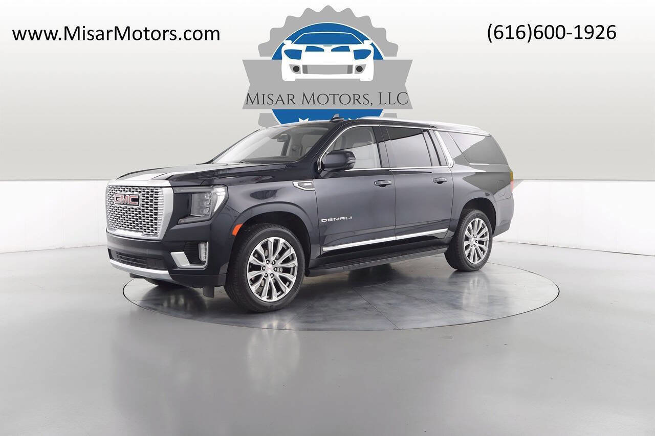 Used 2022 GMC Yukon XL Denali image 8
