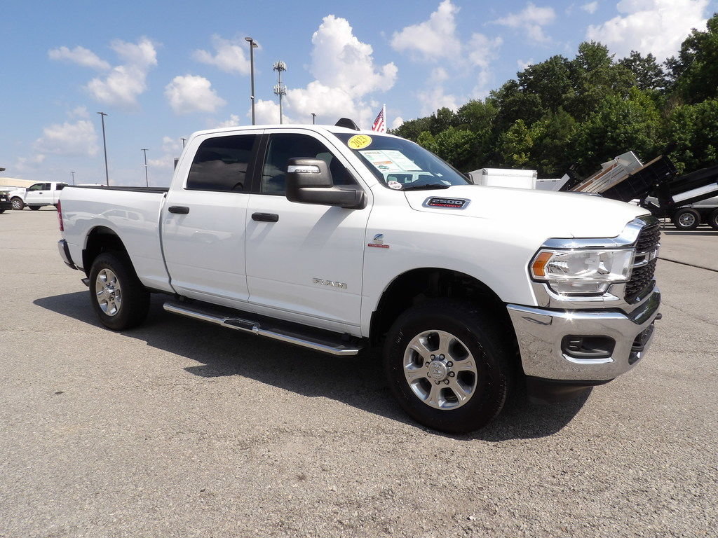 Used 2023 RAM 2500 Big Horn w/ Level 1 Equipment Group AWD/4WD image 10