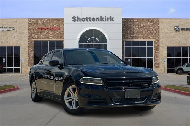 Used 2019 Dodge Charger SXT
