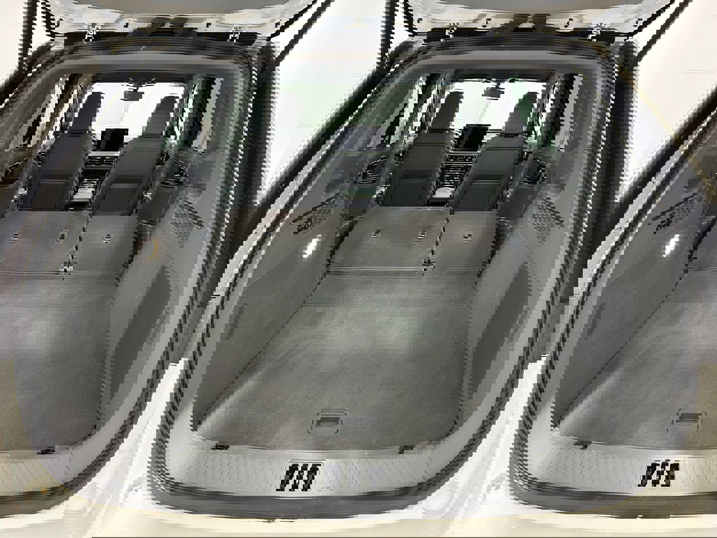 Used 2022 Lincoln Nautilus Reserve image 33