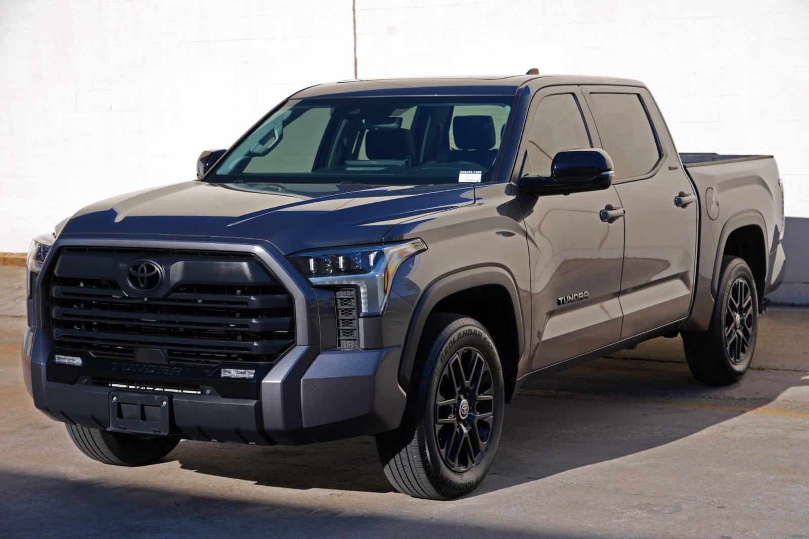 Used 2024 Toyota Tundra Limited AWD/4WD image 48