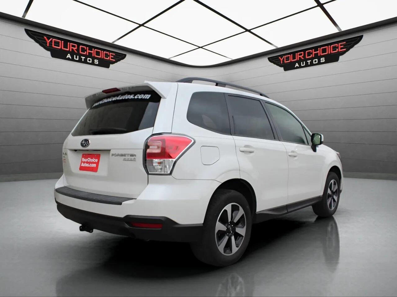 Used 2017 Subaru Forester 2.5i Premium w/ All-Weather Package image 5